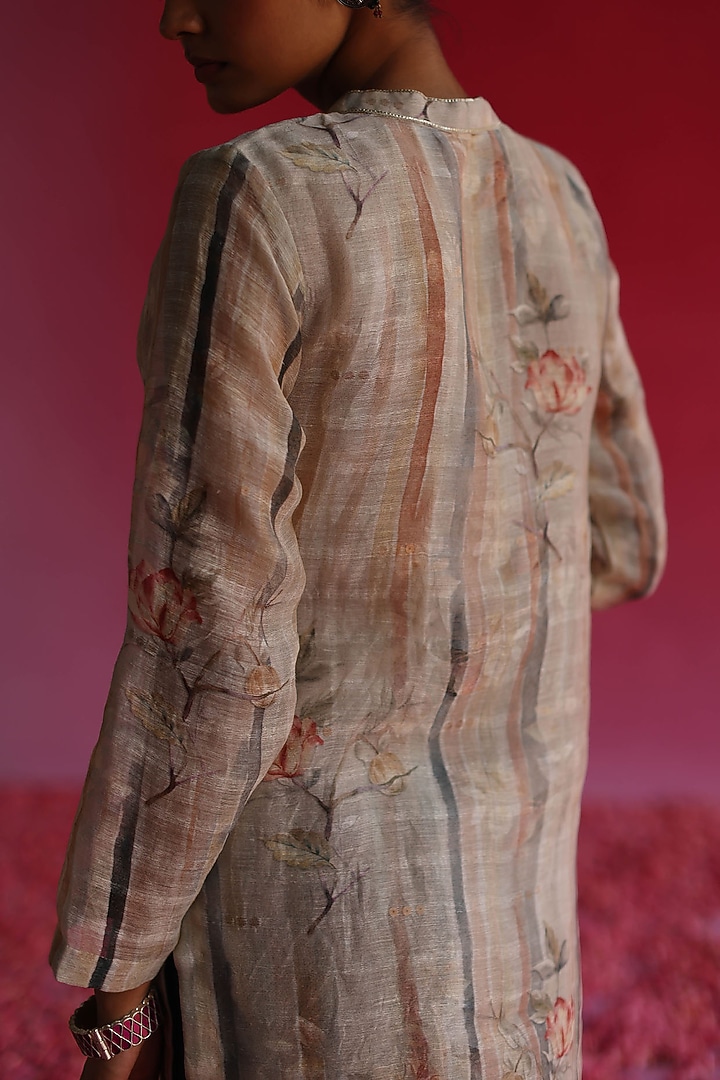 Cream Handloom Pure Linen Silk Kurta Set by Taisha at Pernia's Pop Up Shop