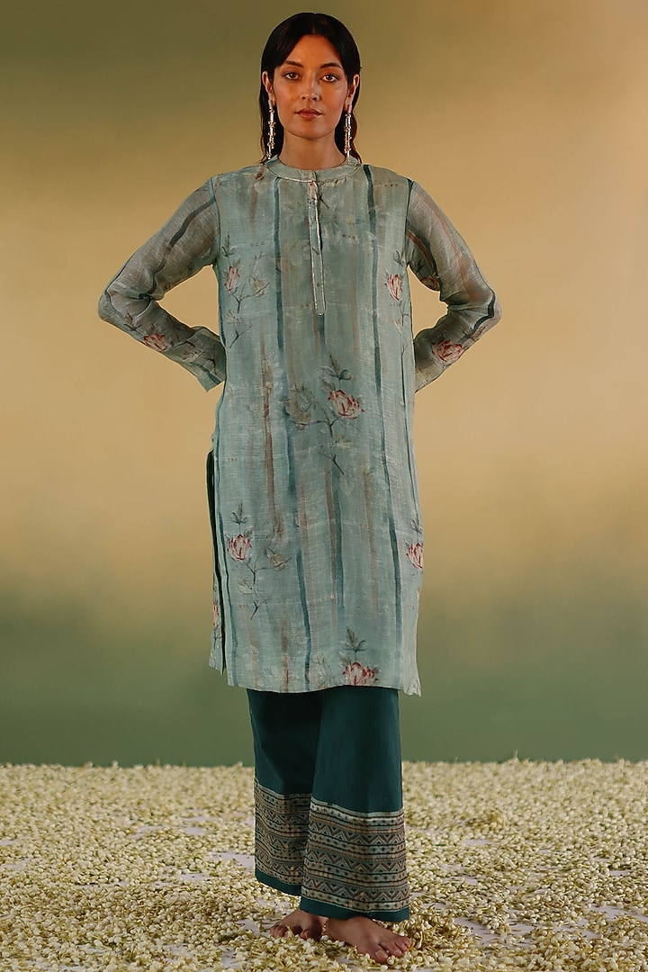 Green Handloom Pure Linen Silk Kurta Set by Taisha at Pernia's Pop Up Shop