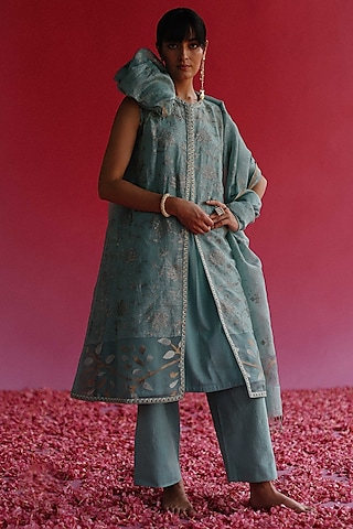 Blue Handloom Pure Linen Silk Kurta Set by Taisha