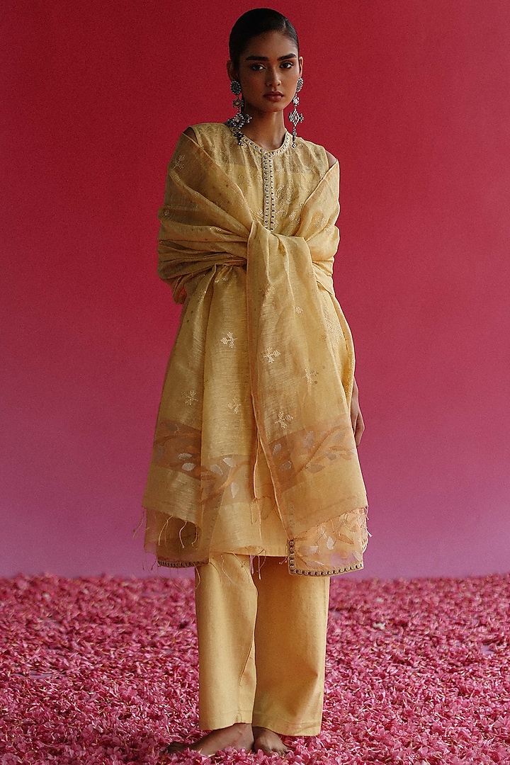 Yellow Handloom Pure Linen Silk Kurta Set by Taisha