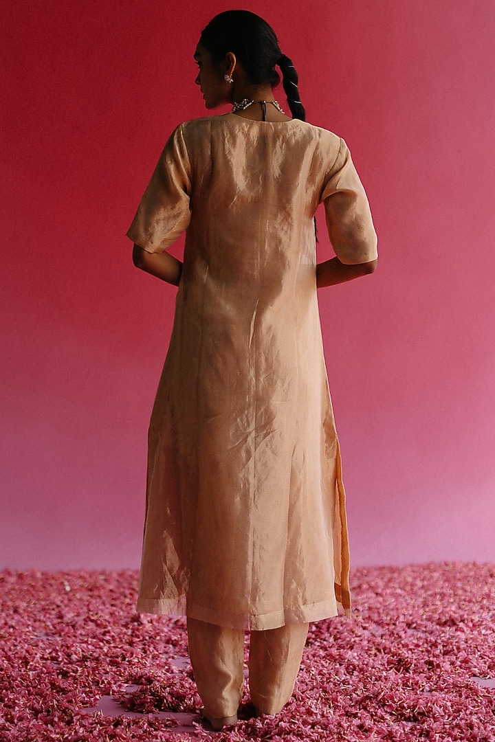 Gold Banarasi Tissue Silk Kurta Set by Taisha at Pernia's Pop Up Shop