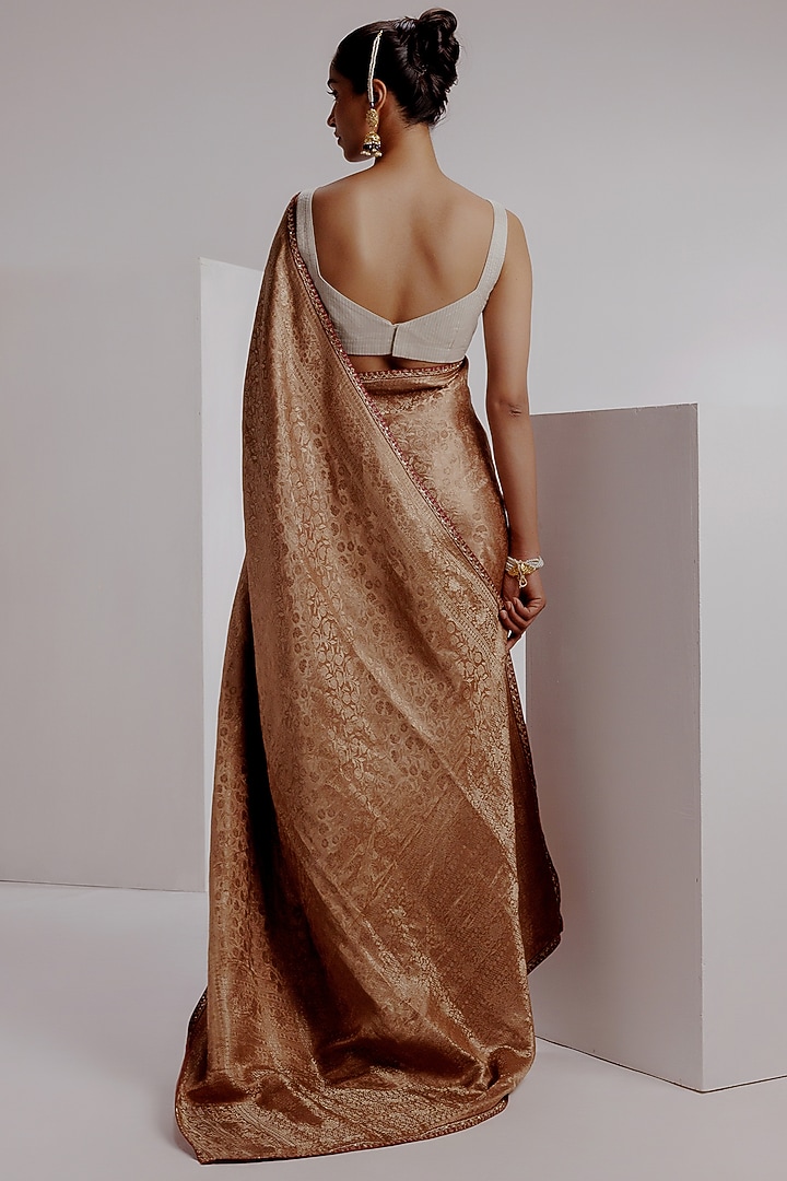 Beige Pure Tanchoi Katan Silk Hand Woven Banarasi Wedding Saree Set by Taisha at Pernia's Pop Up Shop