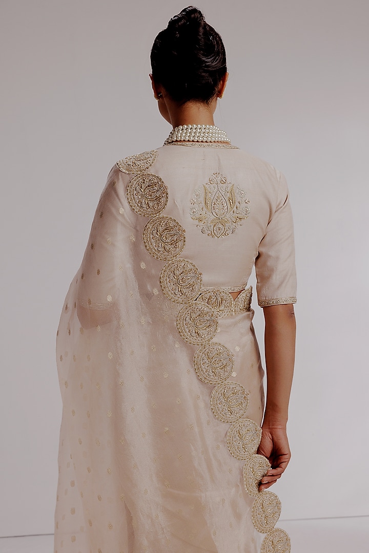 Light Pink Pure Zari Handwoven Banarasi Wedding Saree Set by Taisha at Pernia's Pop Up Shop
