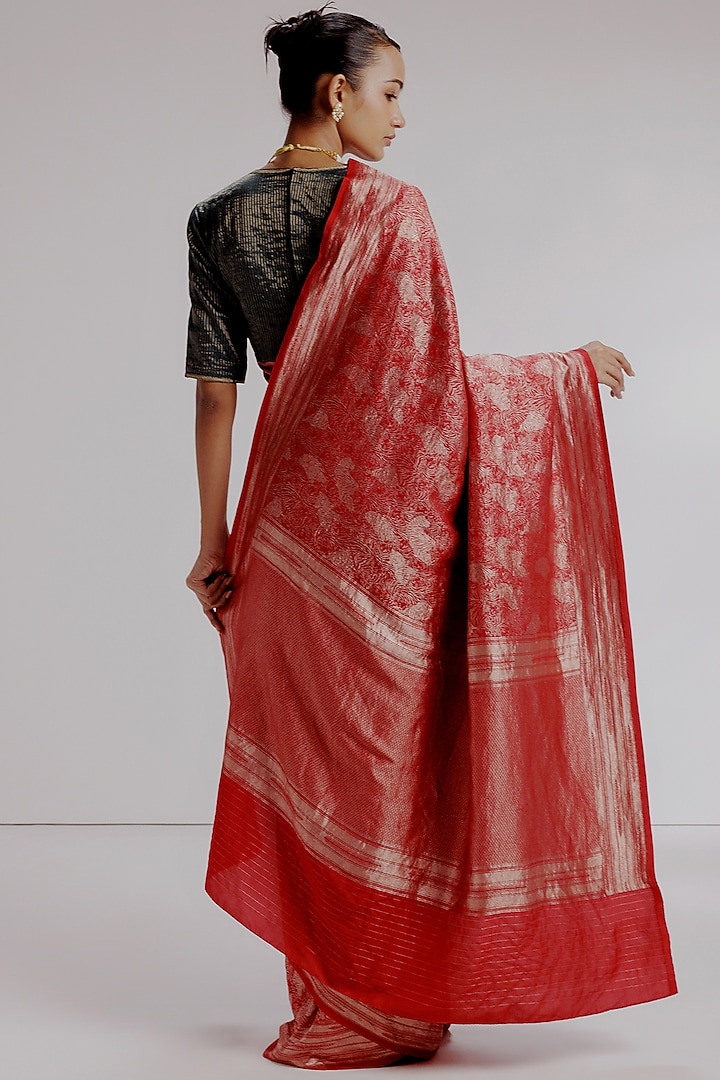 Red Pure Katan Silk Banarasi Hand Woven Wedding Saree Set by Taisha at Pernia's Pop Up Shop