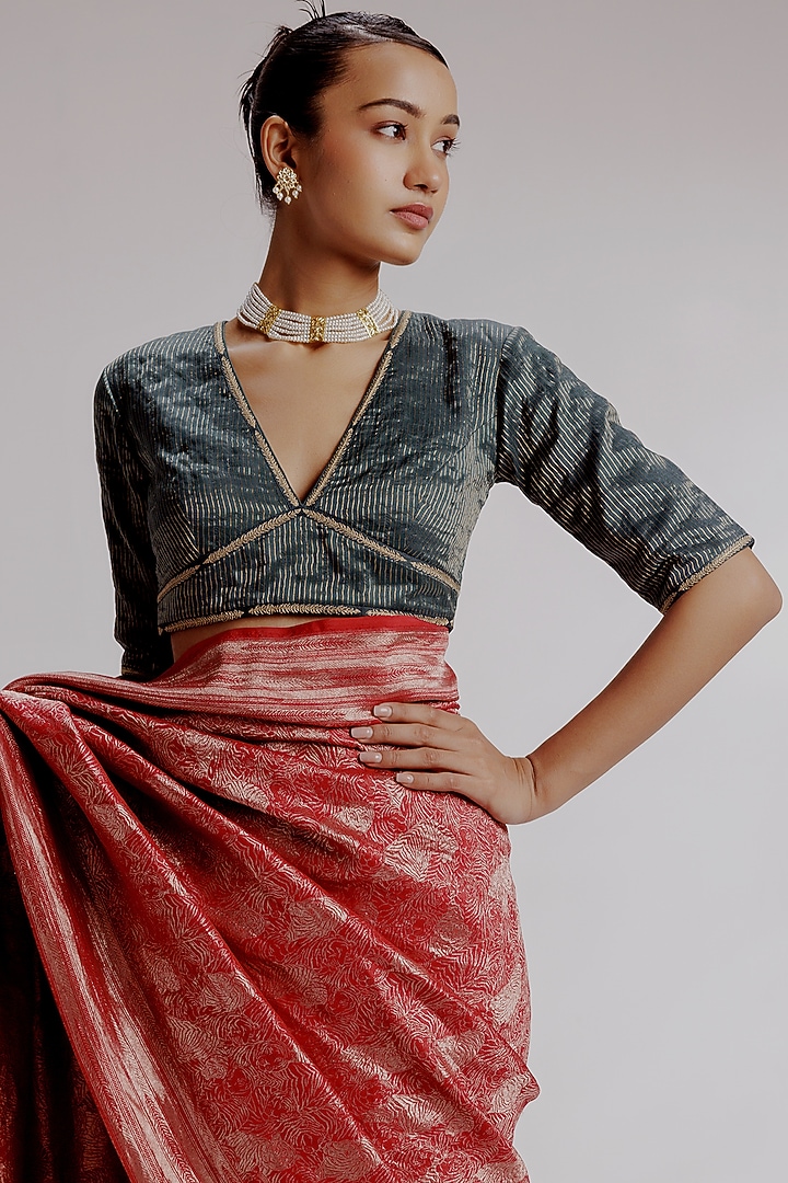 Red Pure Katan Silk Banarasi Hand Woven Wedding Saree Set by Taisha at Pernia's Pop Up Shop