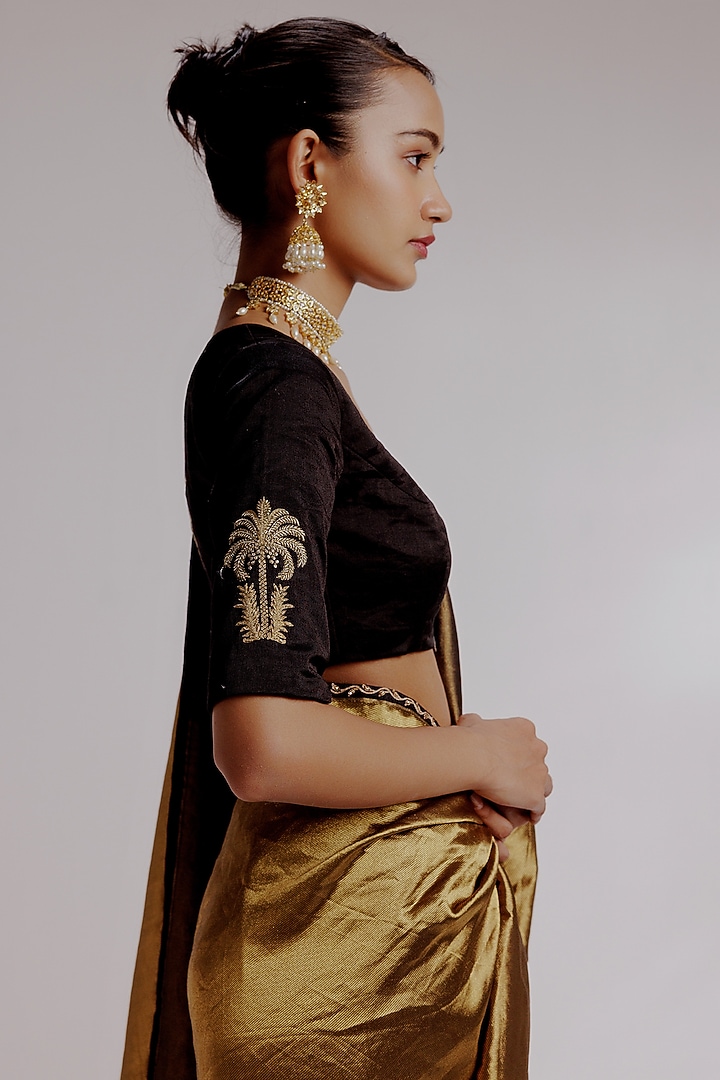 Gold Pure Banarasi Katan Hand Embroidered Wedding Saree Set by Taisha at Pernia's Pop Up Shop