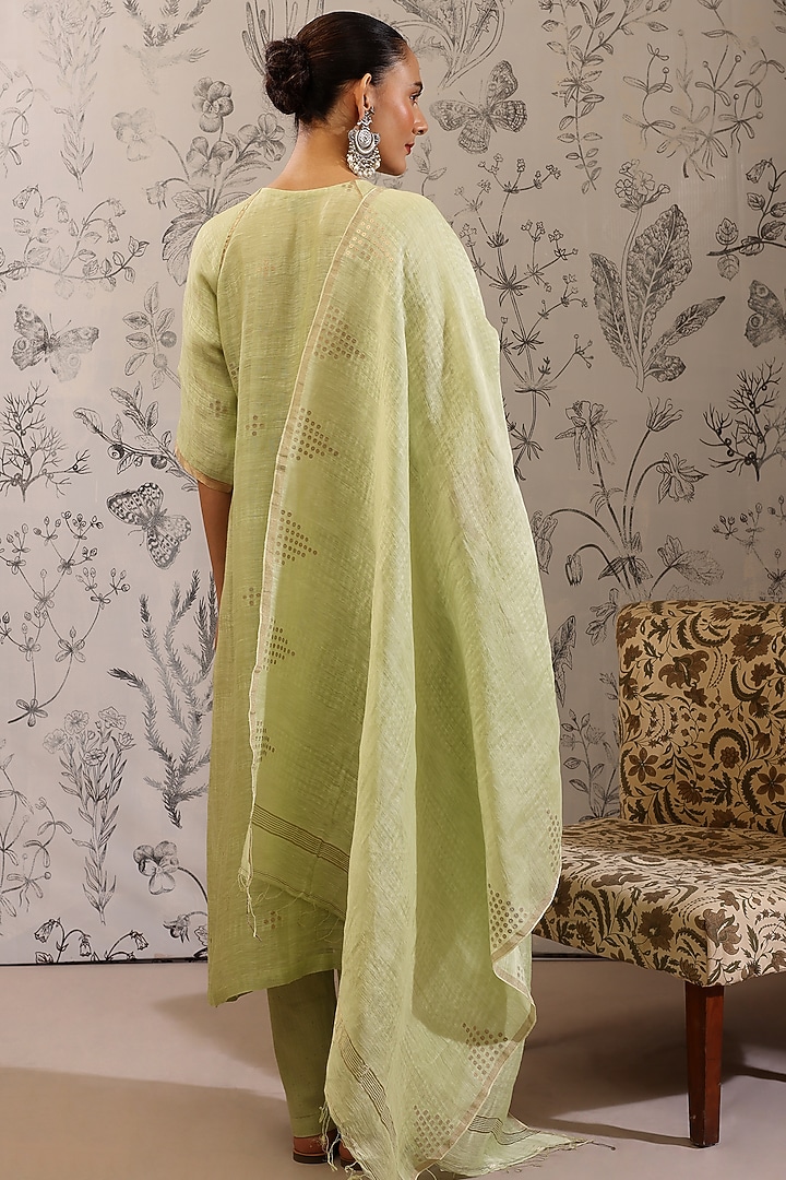 Green Pure Linen Sequins Work Woven Kurta Set by Taisha at Pernia's Pop Up Shop