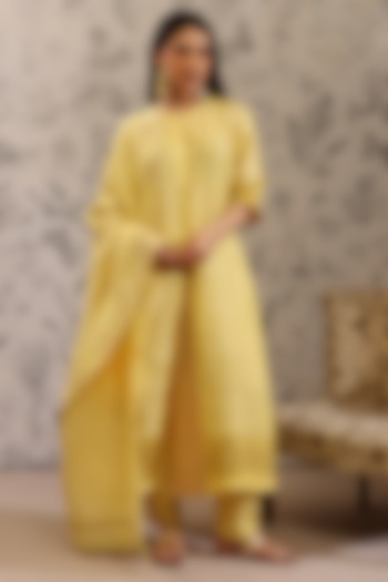 Yellow Pure Linen Sequins Work Woven Kurta Set by Taisha at Pernia's Pop Up Shop