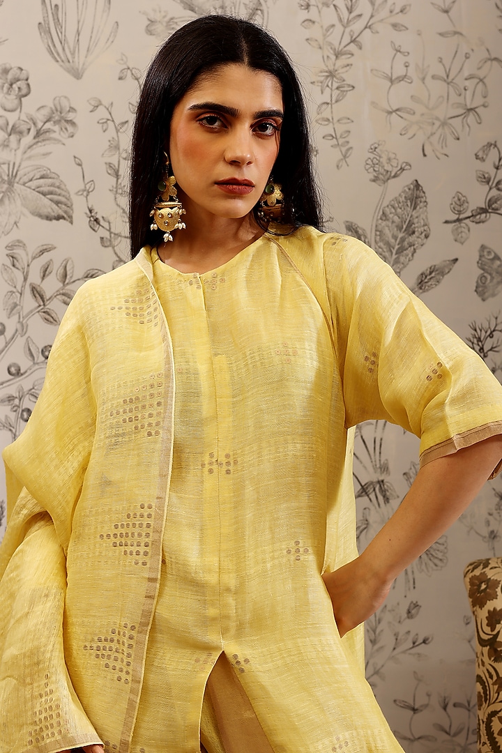 Yellow Pure Linen Sequins Work Woven Kurta Set by Taisha at Pernia's Pop Up Shop