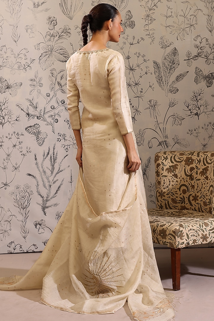 Off-White Pure Linen Sequins Work Woven Jamdani Kurta Set by Taisha at Pernia's Pop Up Shop