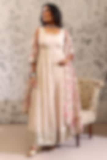 White Malai Chanderi Zari Embroidered Party Wear Anarkali Set by Taisha at Pernia's Pop Up Shop