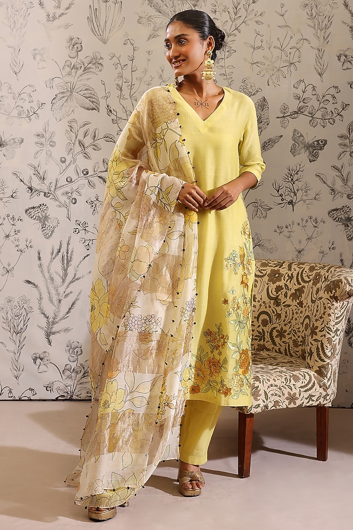 Yellow Malai Chanderi Kurta Set by Taisha at Pernia's Pop Up Shop