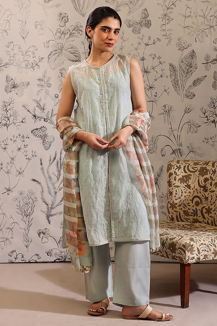 Blue Malai Chanderi Kurta Set by Taisha at Pernia's Pop Up Shop