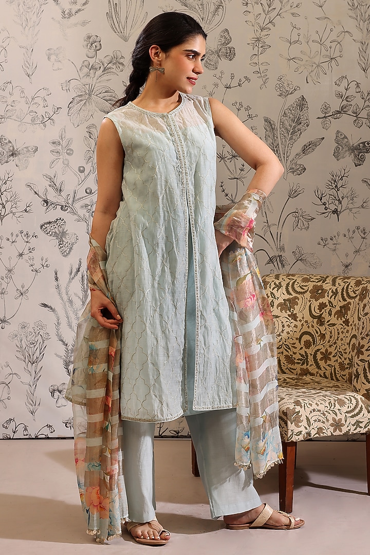 Blue Malai Chanderi Kurta Set by Taisha at Pernia's Pop Up Shop