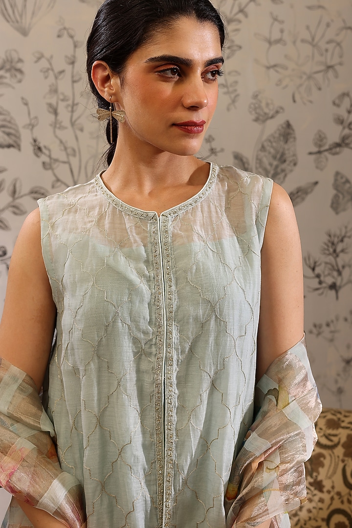 Blue Malai Chanderi Kurta Set by Taisha at Pernia's Pop Up Shop