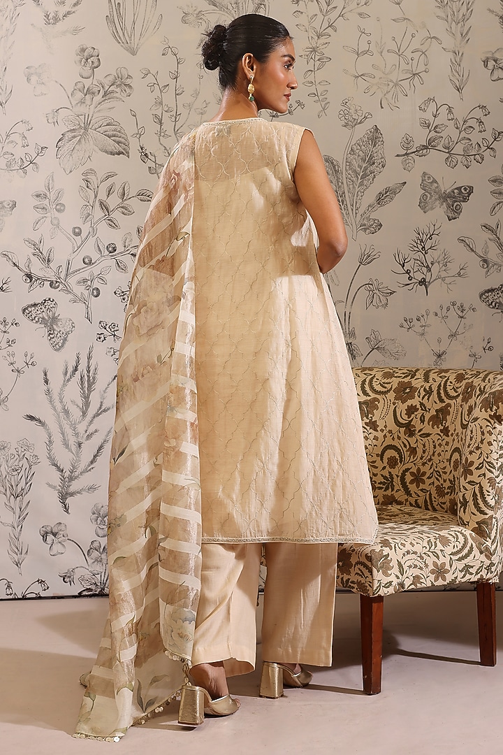 Off-White Malai Chanderi Kurta Set by Taisha at Pernia's Pop Up Shop