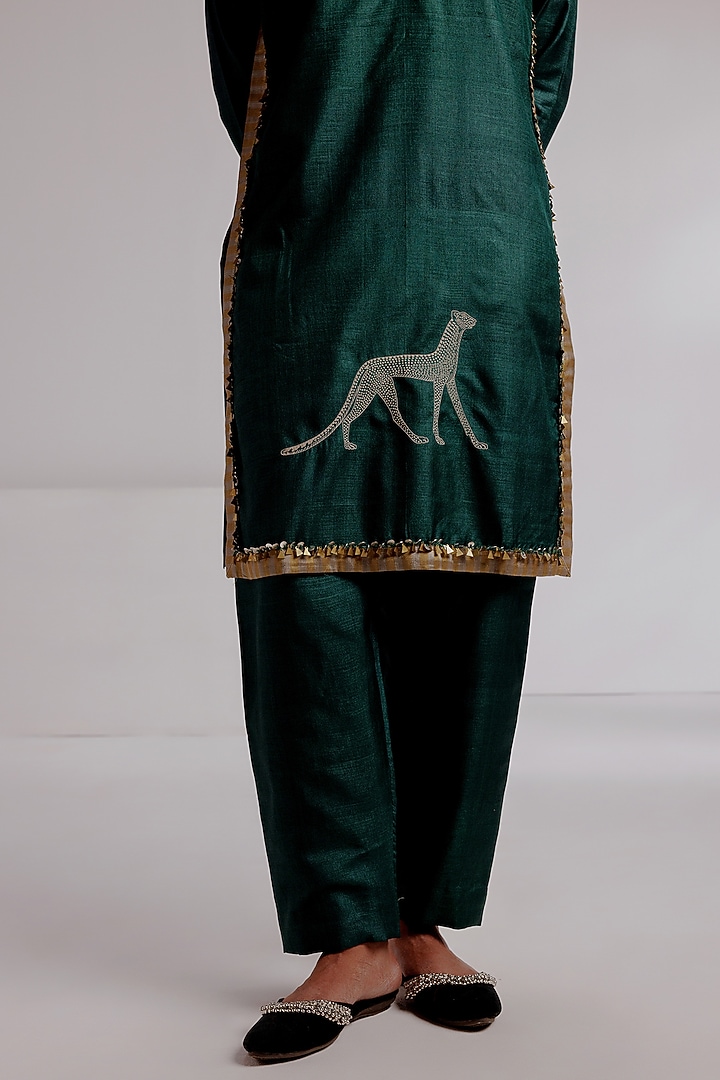 Bottle Green Pure Tussar Silk Hand Embroidered Kurta Set by Taisha at Pernia's Pop Up Shop