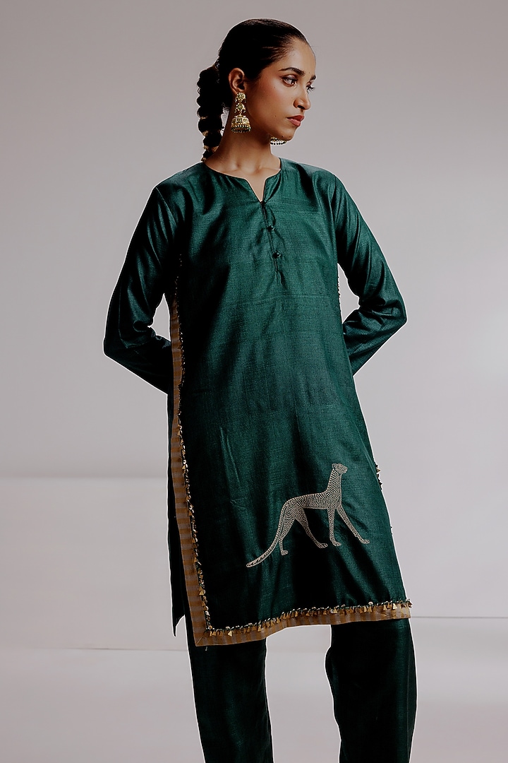 Bottle Green Pure Tussar Silk Hand Embroidered Kurta Set by Taisha at Pernia's Pop Up Shop