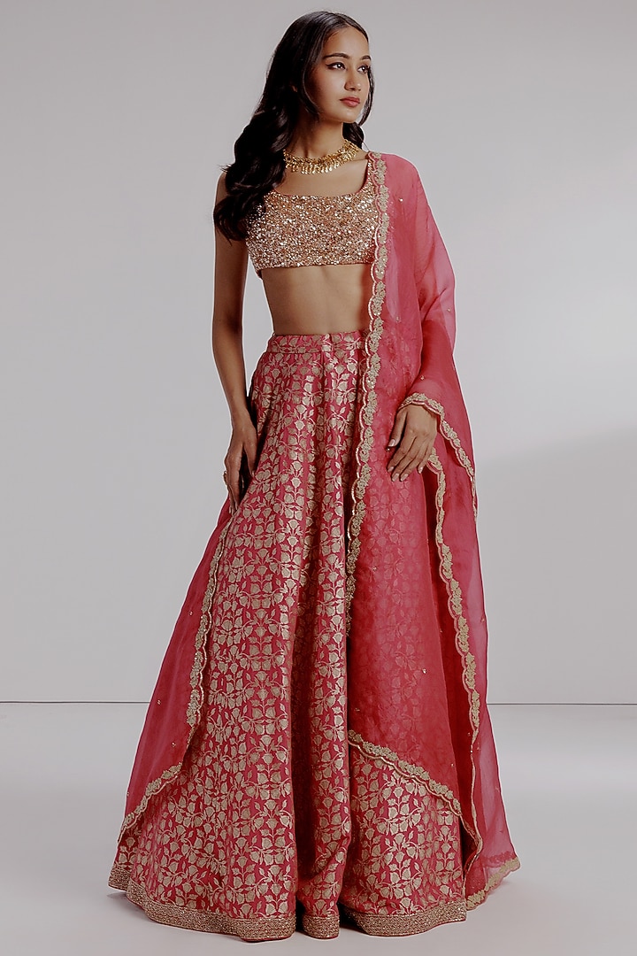Red Pure Georgette Handwoven Banarasi Embroidered Wedding Lehenga Set by Taisha at Pernia's Pop Up Shop
