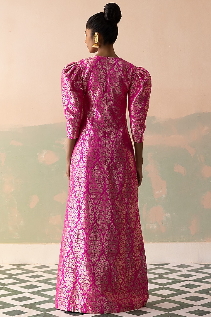 Pink Pure Katan Silk Engagement Gown by Taisha at Pernia's Pop Up Shop