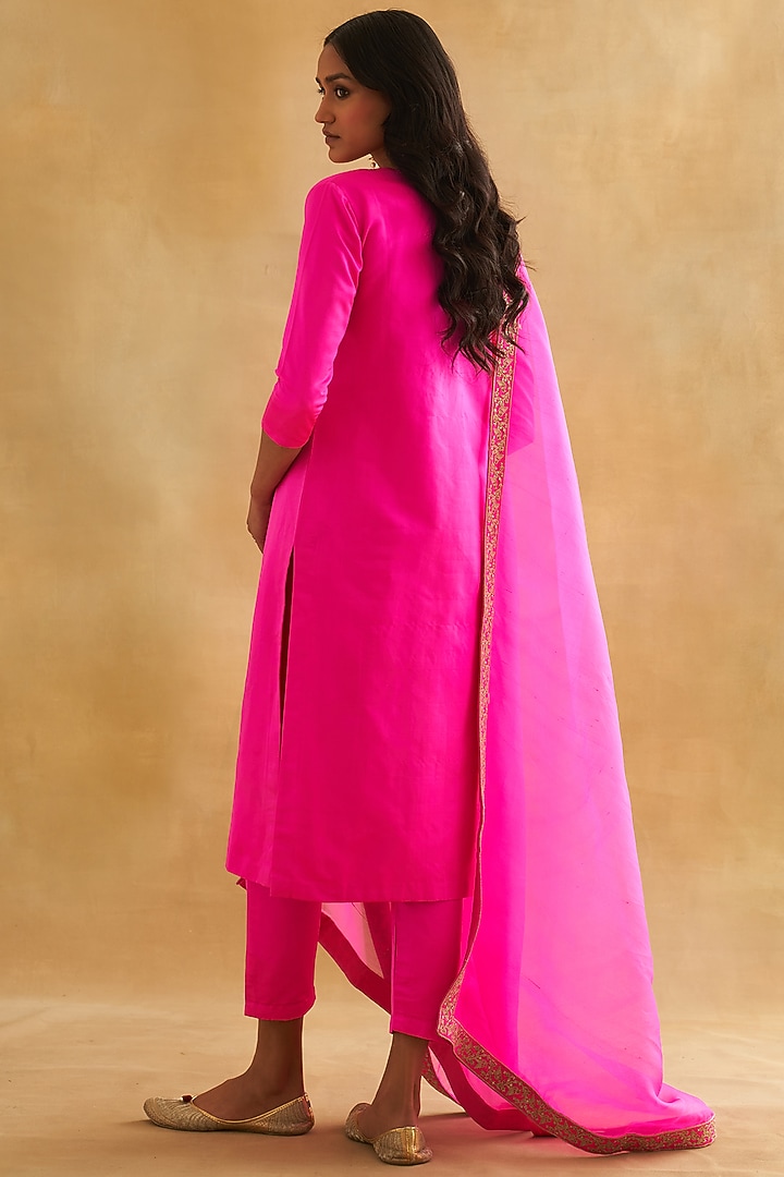 Hot Pink Pure Katan Silk Embroidered Kurta Set by Taisha at Pernia's Pop Up Shop