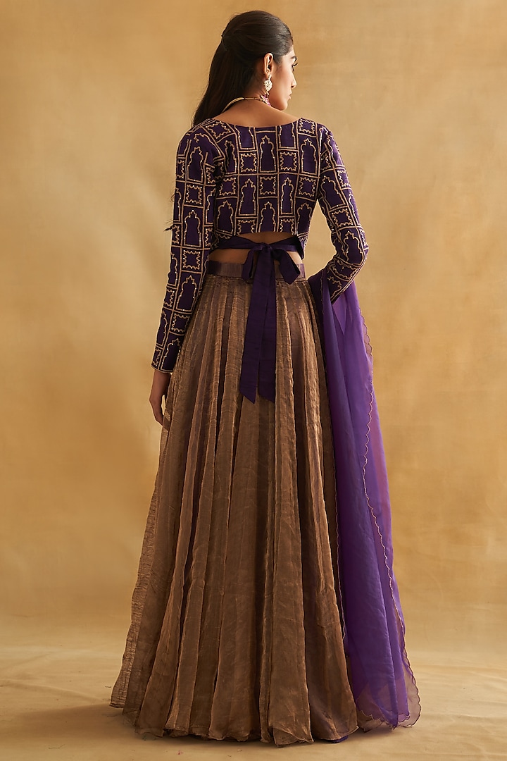 Antique Gold Pure Zari Tissue Wedding Lehenga Set by Taisha at Pernia's Pop Up Shop
