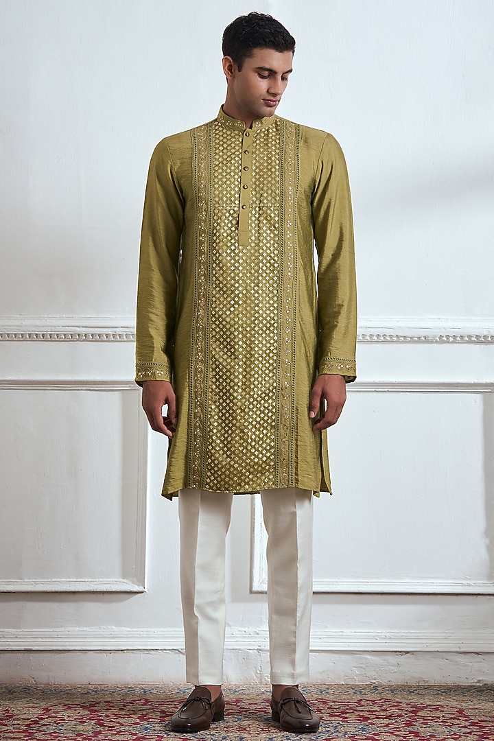Green Cotton Tussar Hand & Machine Embroidered Kurta Set by TAJIRI at Pernia's Pop Up Shop