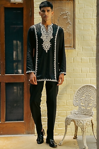 Jet Black Cotton Thread Embroidered Kurta Set by TAJIRI