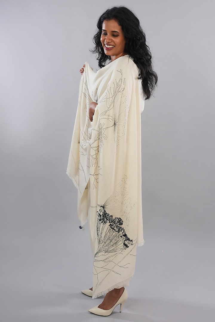 Ivory Pashmina Hand Painted & Hand Embroidered Stole by TAMBOUR at Pernia's Pop Up Shop
