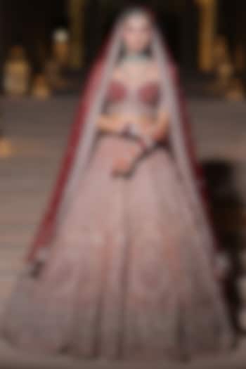 Light Peach Net Dabka & Cutdana Embroidered Bridal Lehenga Set by Tanaksh at Pernia's Pop Up Shop