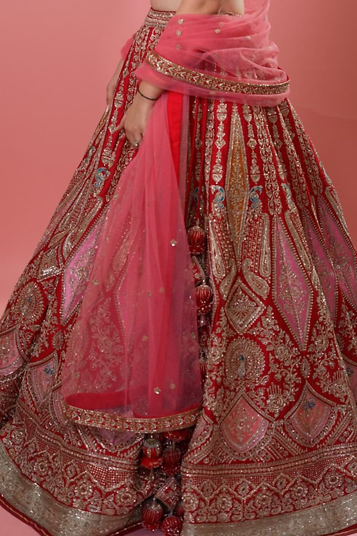 Red Raw Silk Resham & Nakshi Embroidered Bridal Lehenga Set by Tanaksh at Pernia's Pop Up Shop