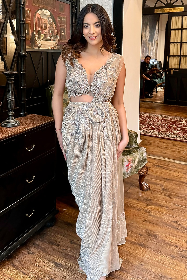 Gold Premium Sequins Embellished Pre-Draped Party Wear Saree Set by Tanaksh at Pernia's Pop Up Shop