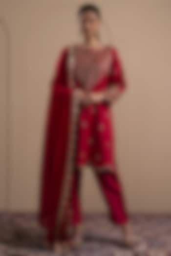 Deep Red Chanderi Silk Dabka & Sequins Embroidered Kurta Set by Tanya Chopra