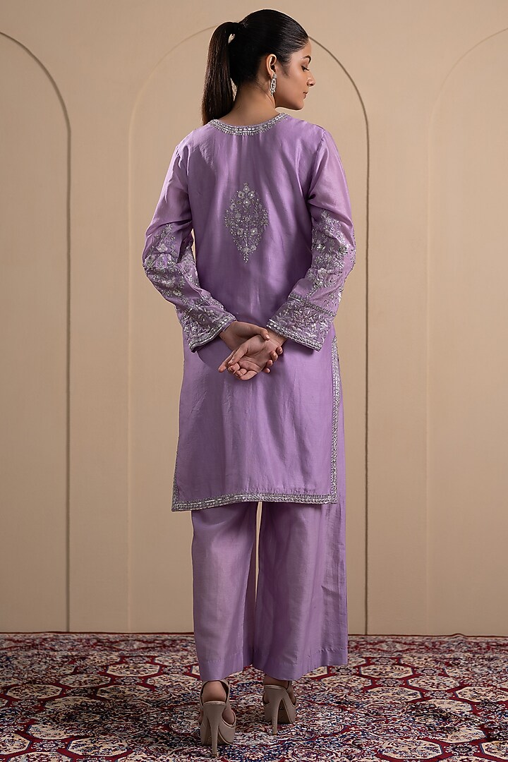 Lilac Chanderi Silk Zari & Sequins Embroidered Kurta Set by Tanya Chopra at Pernia's Pop Up Shop