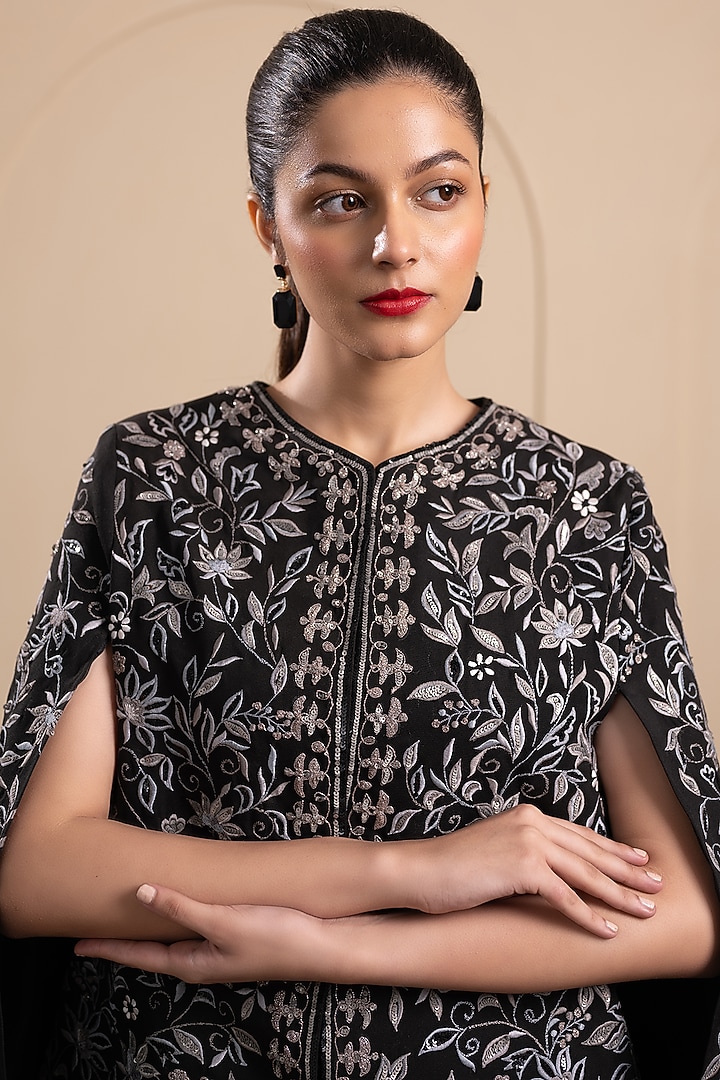 Black Cotton Thread & Sequins Embroidered Cape Set by Tanya Chopra at Pernia's Pop Up Shop