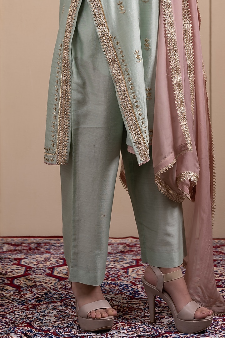 Mint Green Chanderi Silk Zari & Sequins Embroidered Kurta Set by Tanya Chopra at Pernia's Pop Up Shop
