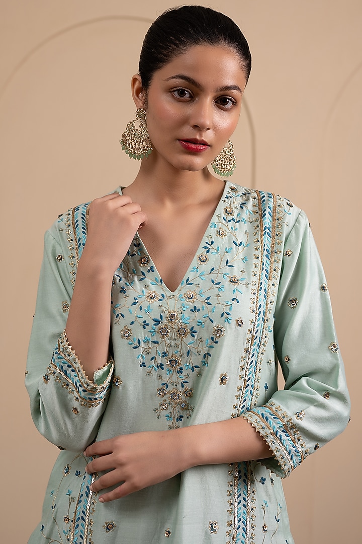 Powder Blue Silk Chanderi Thread & Beads Embroidered Kurta Set by Tanya Chopra at Pernia's Pop Up Shop