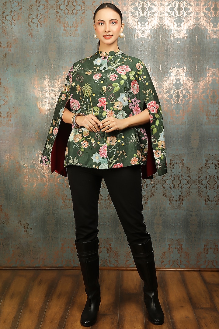 Green Raw Silk Printed & Mirror Work Cape by Tanu Malhotra at Pernia's Pop Up Shop