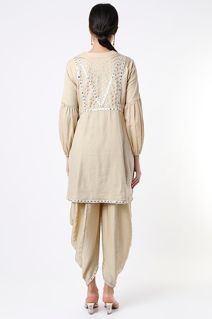 Beige Embroidered Tunic Set by Tanu Malhotra at Pernia's Pop Up Shop