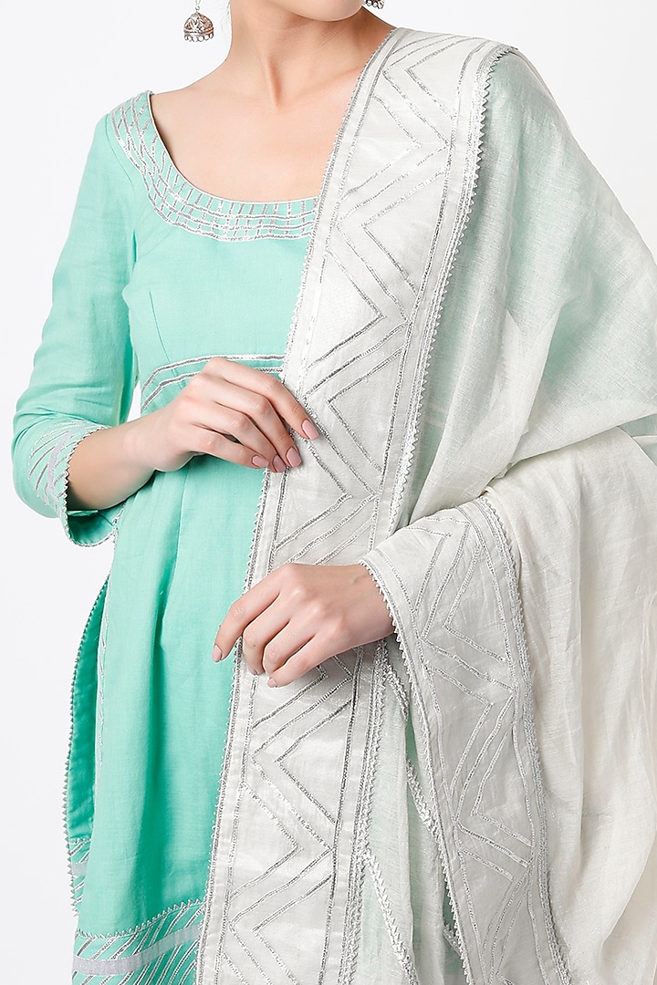 Aqua Embroidered Gharara Set by Tanu Malhotra at Pernia's Pop Up Shop