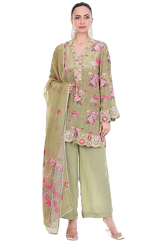 Green Crepe Floral Printed & Embroidered Short Kurta Set by Tanu Malhotra