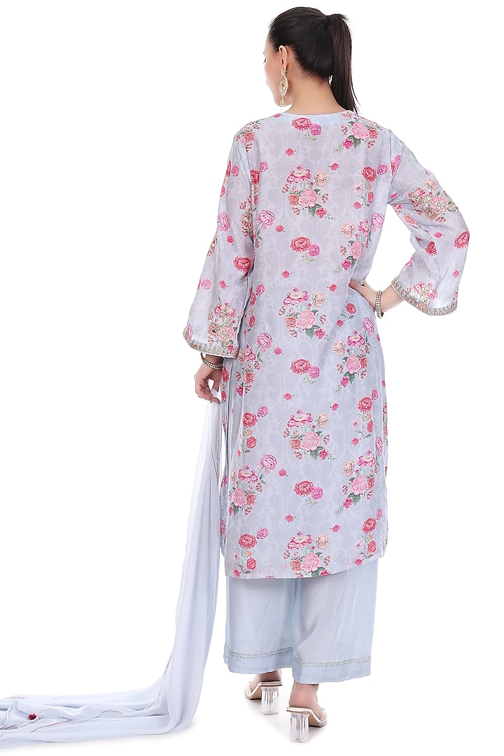 Blue Cotton Silk Floral Printed & Embroidered Kurta Set by Tanu Malhotra at Pernia's Pop Up Shop