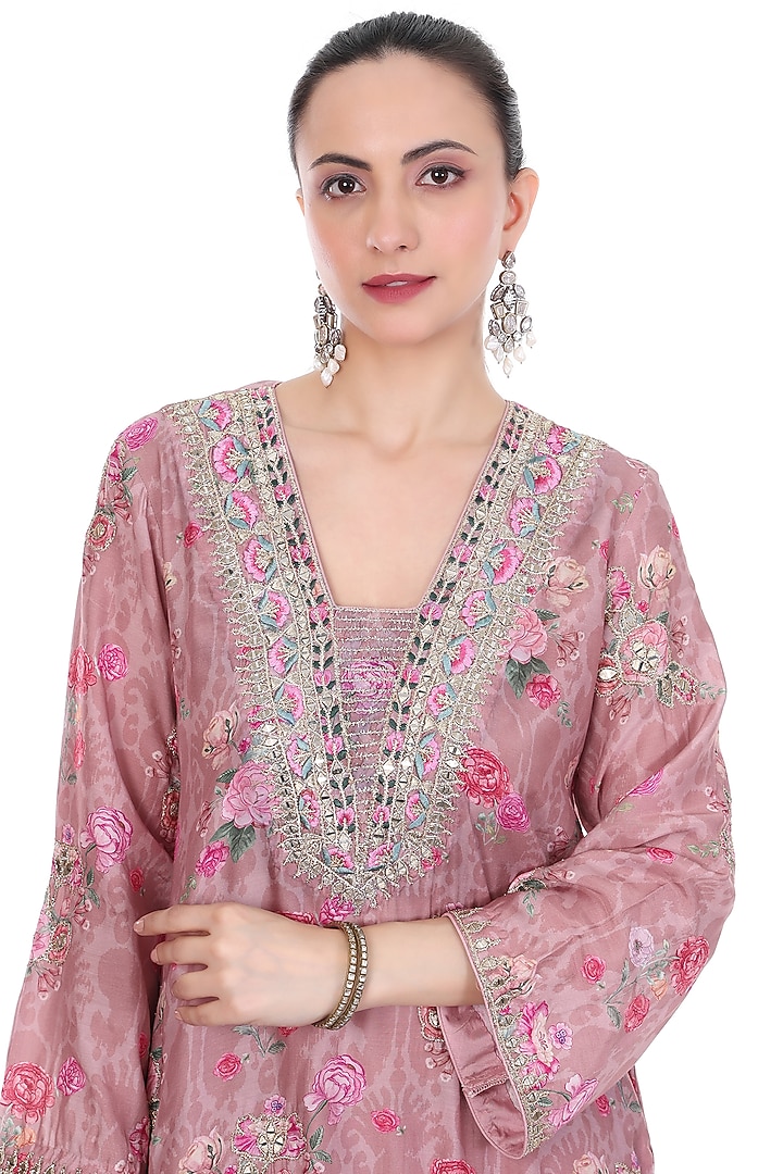 Pink Cotton Silk Floral Printed & Embroidered Kurta Set by Tanu Malhotra at Pernia's Pop Up Shop
