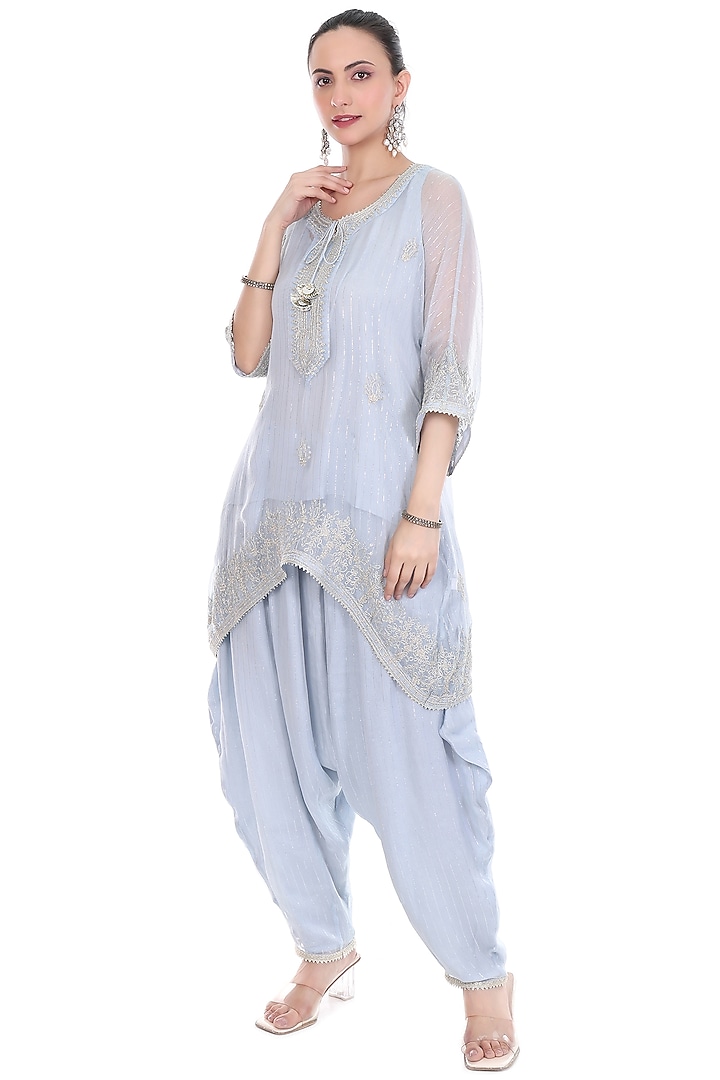 Blue Lurex Embroidered High-Low Kaftan Set by Tanu Malhotra at Pernia's Pop Up Shop