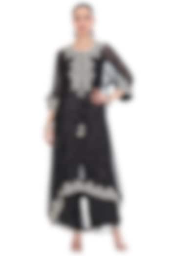 Black Lurex Embroidered High-Low Kaftan Set by Tanu Malhotra at Pernia's Pop Up Shop