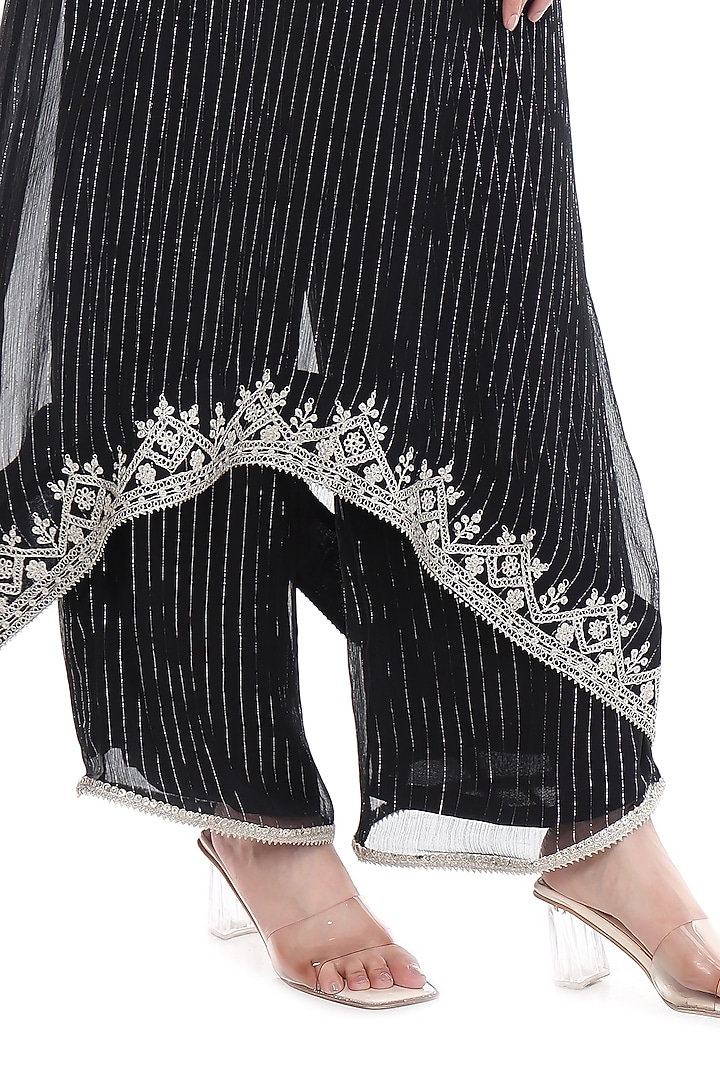 Black Lurex Embroidered High-Low Kaftan Set by Tanu Malhotra at Pernia's Pop Up Shop
