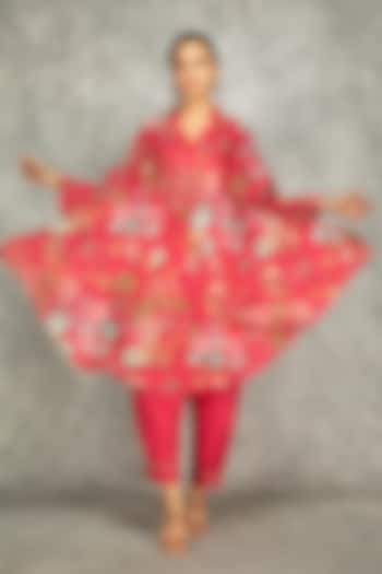 Hot Pink Cotton Silk Digital Printed Kurta Set by Tanu Malhotra at Pernia's Pop Up Shop