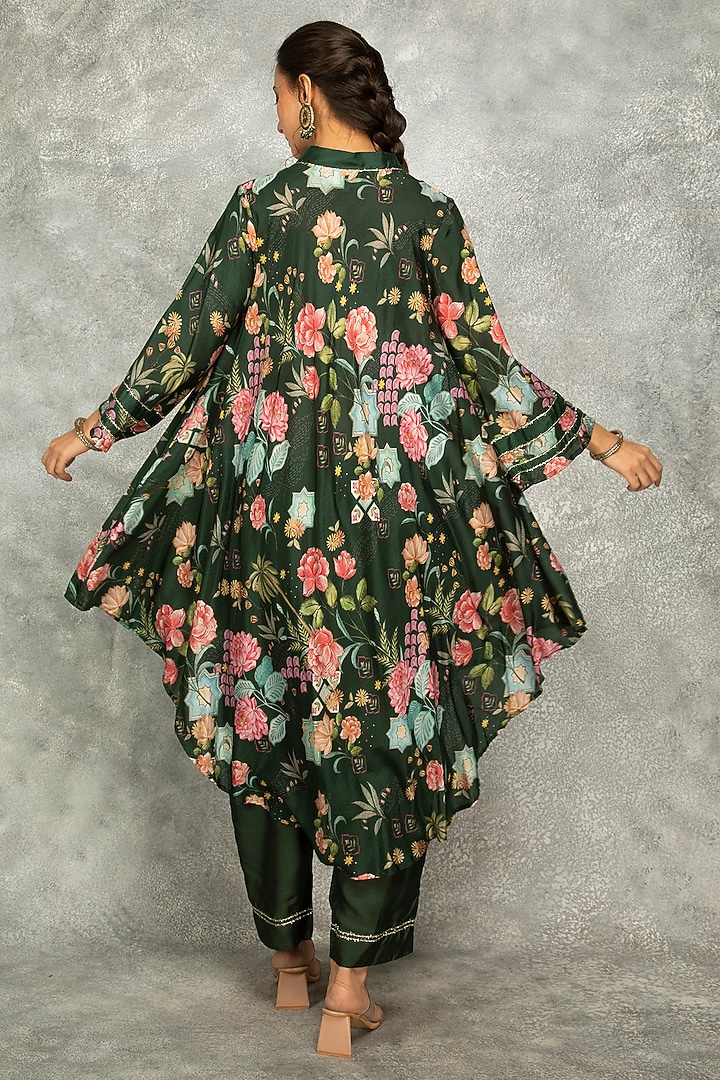 Green Cotton Silk Digital Printed Kurta Set by Tanu Malhotra at Pernia's Pop Up Shop