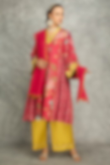 Hot Pink Cotton Silk Digital Printed Kurta Set by Tanu Malhotra at Pernia's Pop Up Shop