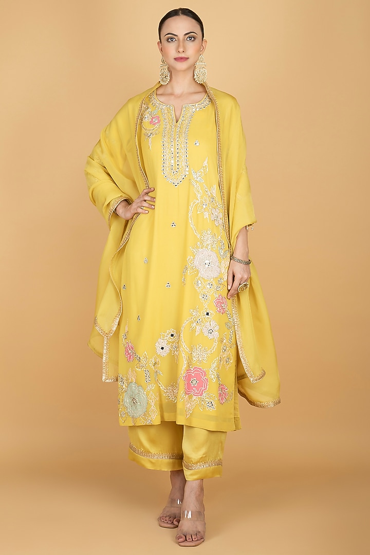 Lime Yellow Georgette Embroidered Kurta Set by Tanu Malhotra at Pernia's Pop Up Shop